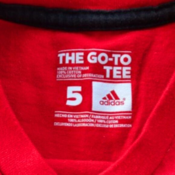 Adidas Boys Red Sleeveless T-Shirt  “Watch Me Win” Size 5 - Picture 3 of 5
